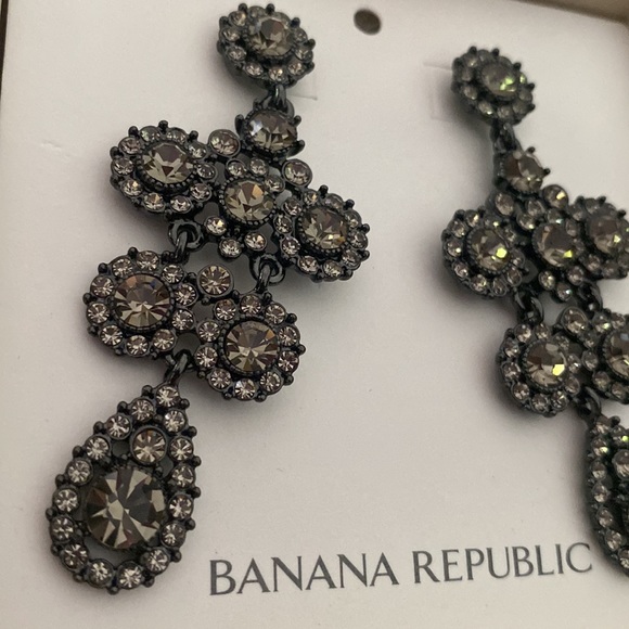 Banana Republic fashion SPARKLE STONE dangle earrings NIB - Picture 3 of 7